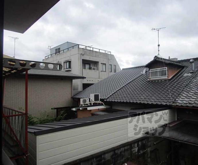 【衣笠高橋町１６－３貸家】間取