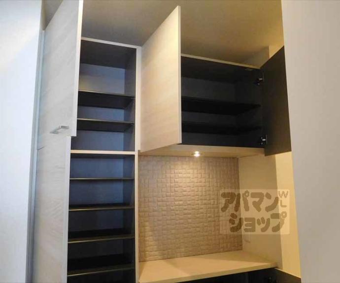 【シャーメゾン紫野】間取