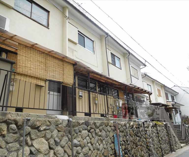 紫野西土居町１－６４貸家
