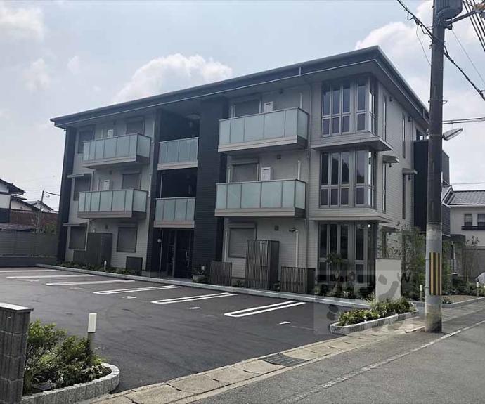 【シャーメゾン上賀茂　弐番館】間取