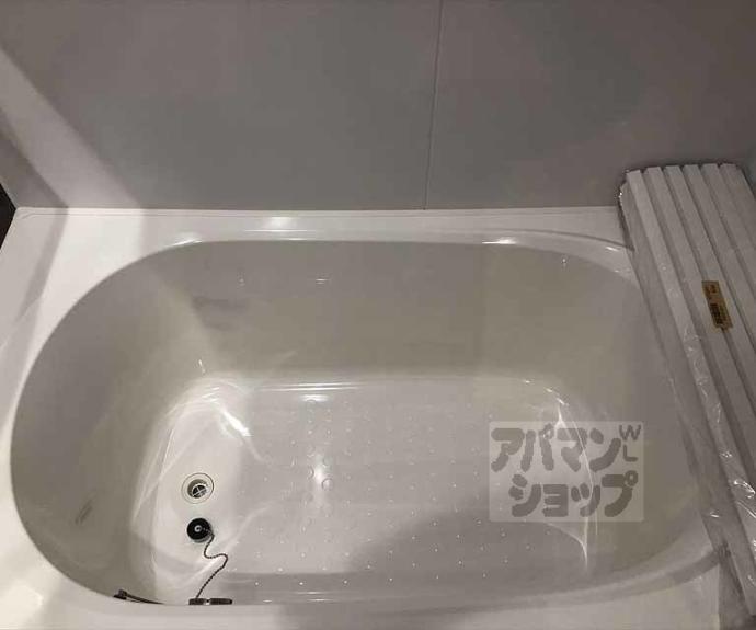 【シャーメゾン上賀茂　弐番館】間取