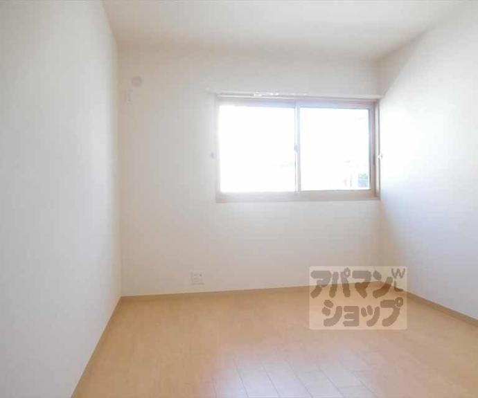 【ラ・ぺ北大路小山】間取