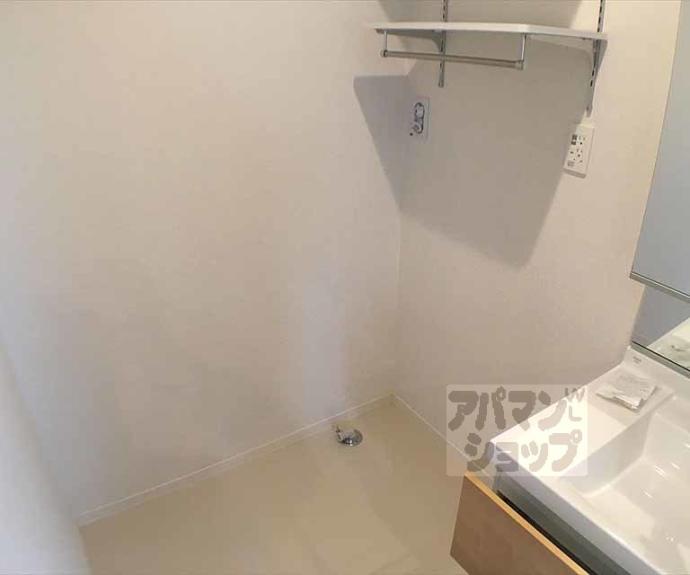 【シャーメゾン　ノア】間取