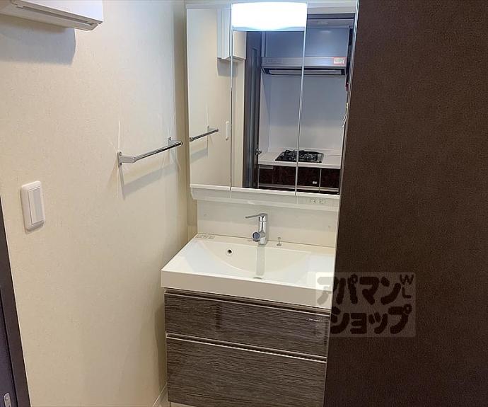 【アドバンス京都北大路レフィナード】間取