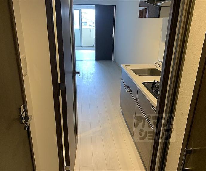 【アドバンス京都北大路レフィナード】間取