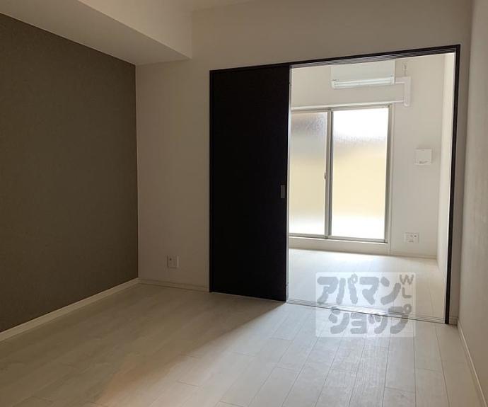 【アドバンス京都北大路レフィナード】間取