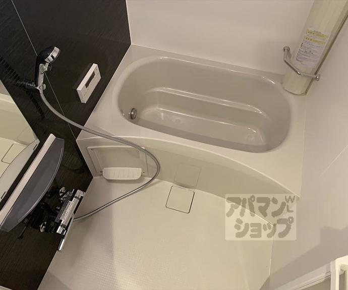 【アドバンス京都北大路レフィナード】間取