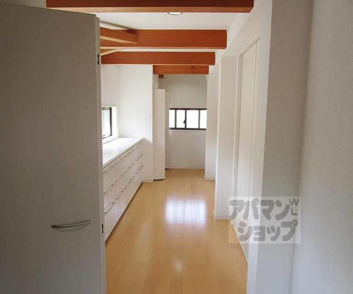 【紫野上築山町３７貸家】間取