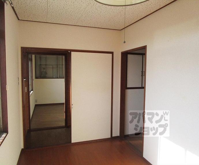 【衣笠開キ町１０４－２貸家】間取