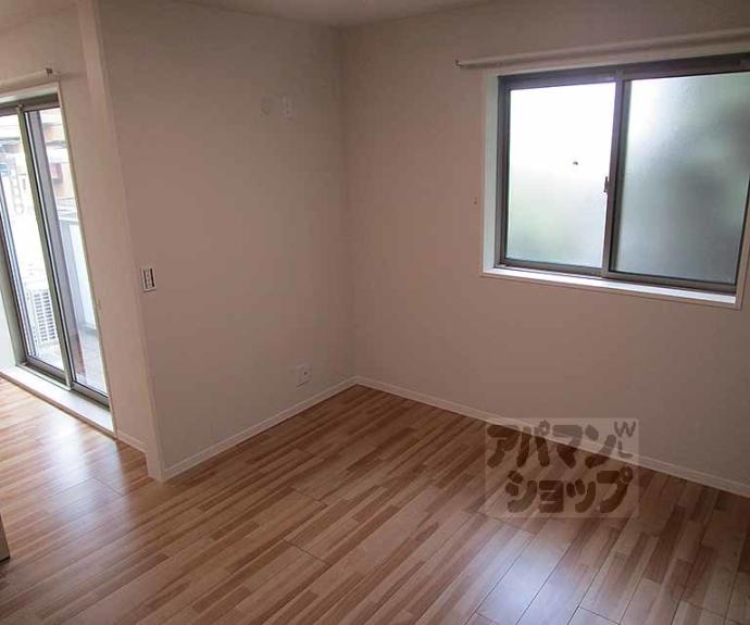 【シャーメゾン初音】間取