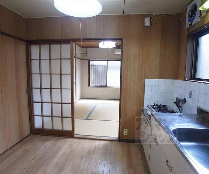 【伊勢川ハイツ】間取