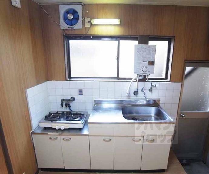 【伊勢川ハイツ】間取