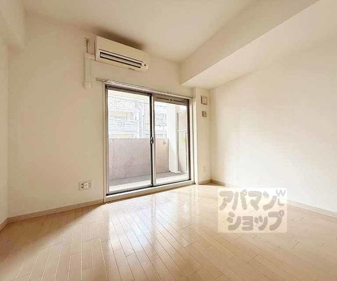 【プレサンス京都三条響洛】間取