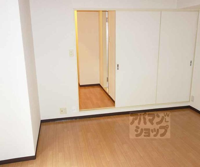 【スクエアＦ】間取