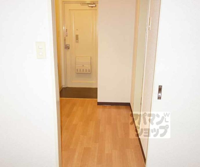 【スクエアF】間取