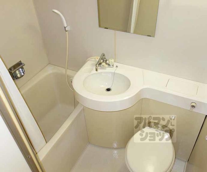 【ＤＥＴＯＭ－１烏丸五条】間取