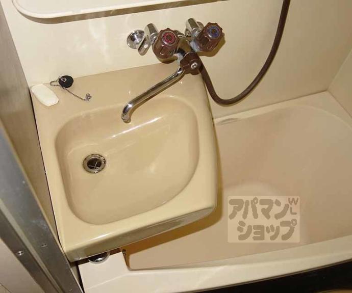 【朝日プラザ鴨川】間取