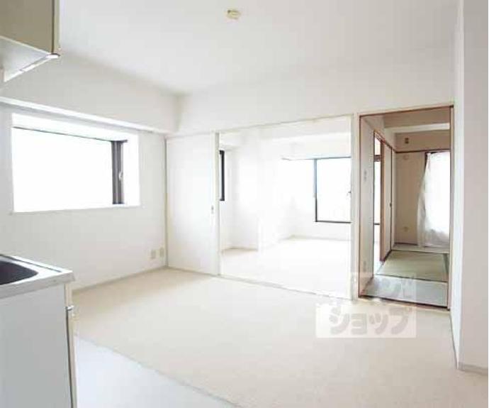 【ライオンズマンション聚楽二条】間取