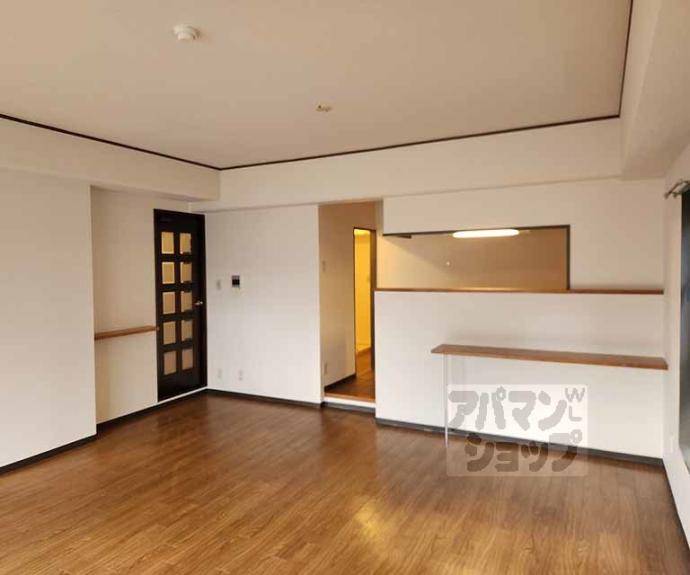 【パレロイヤル西陣佐わらび】間取