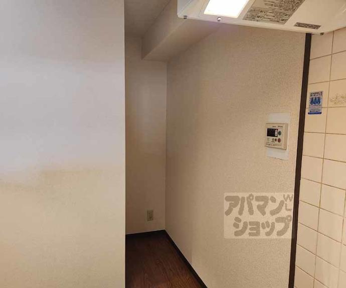 【パレロイヤル西陣佐わらび】間取