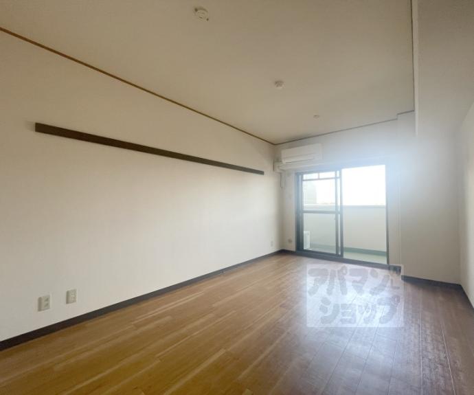 【パレロイヤル西陣】間取