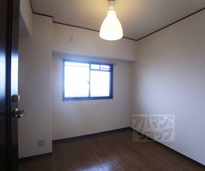 【パレロイヤル西陣】間取