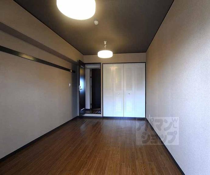 【パレロイヤル西陣】間取