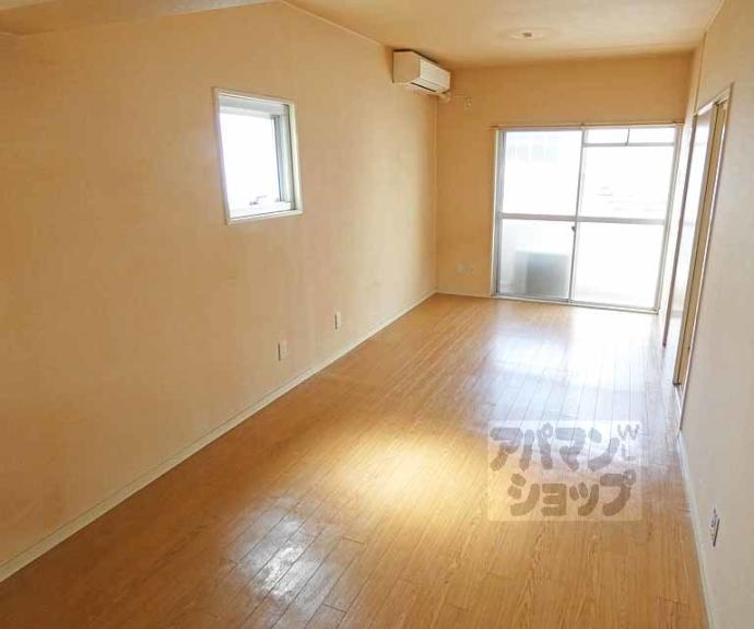 【高野ロイヤルハイツ】間取