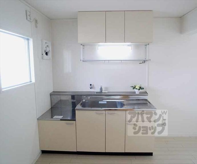 【高野ロイヤルハイツ】間取