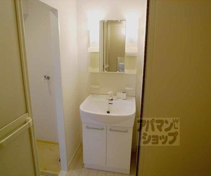 【高野ロイヤルハイツ】間取