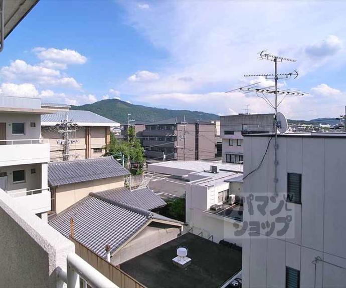 【高野ロイヤルハイツ】間取