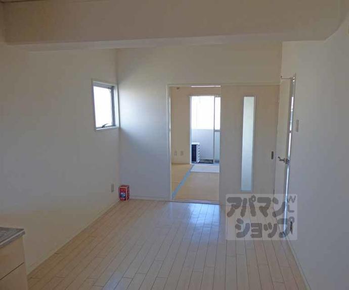 【高野ロイヤルハイツ】間取