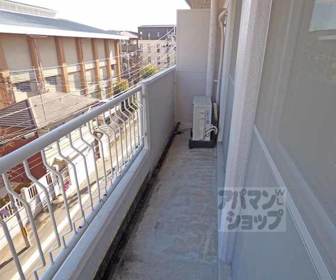 【高野ロイヤルハイツ】間取