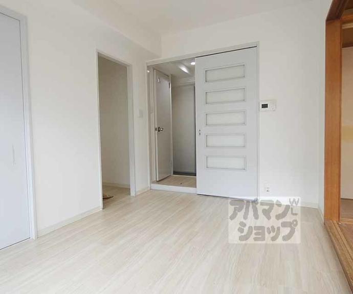 【第３３長栄今小路メリーハイツ】間取