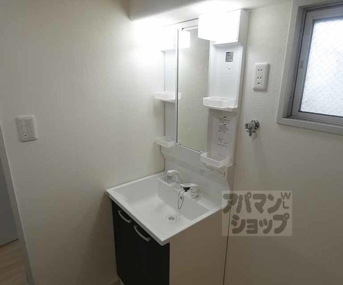 【第３３長栄今小路メリーハイツ】間取