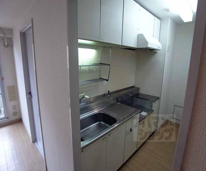 【第３３長栄今小路メリーハイツ】間取