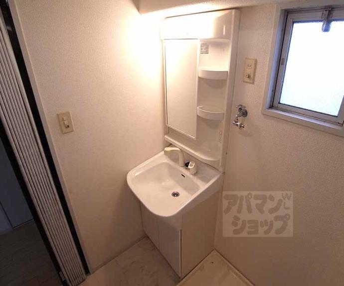 【第３３長栄今小路メリーハイツ】間取