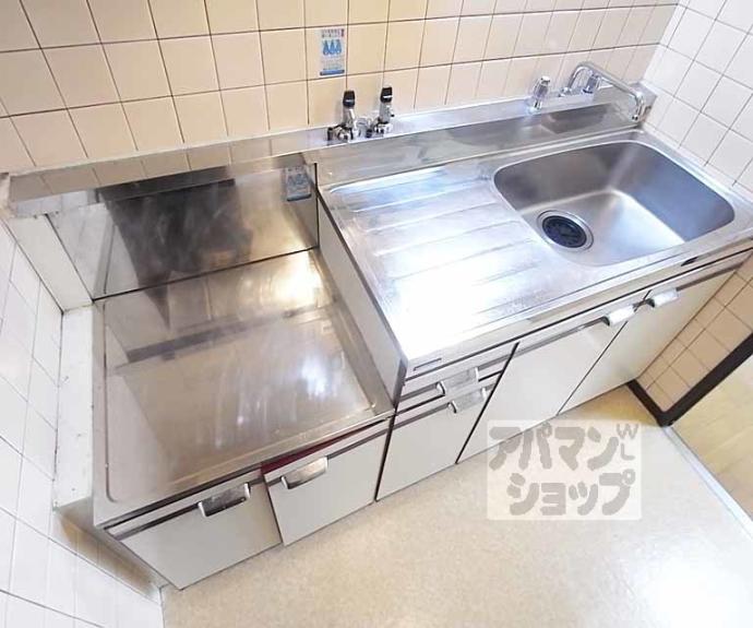 【カーサ　ベラ】間取