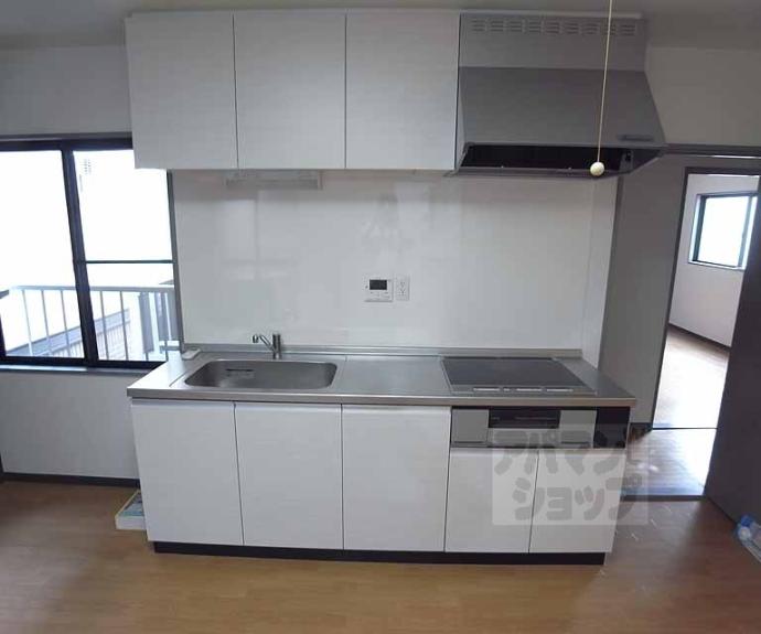 【クリスタルコート嵯峨天龍寺】間取