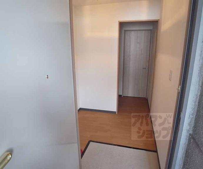 【クリスタルコート嵯峨天龍寺】間取