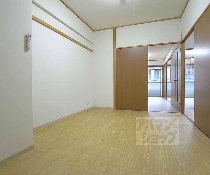 【シャトーレスト】間取