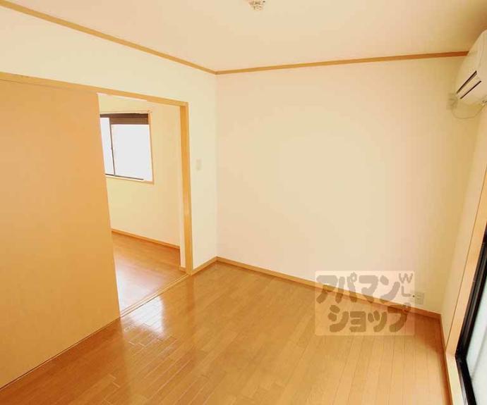 【下立売通大宮西入ル浮田町マンション】間取