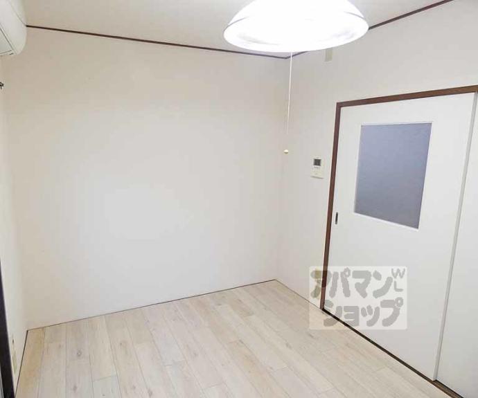 【二軒茶屋マンション】間取