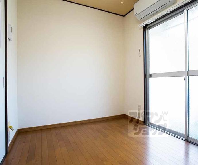 【二軒茶屋マンション】間取