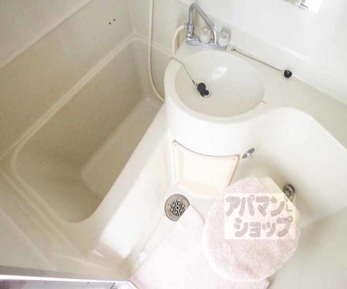 【二軒茶屋マンション】間取