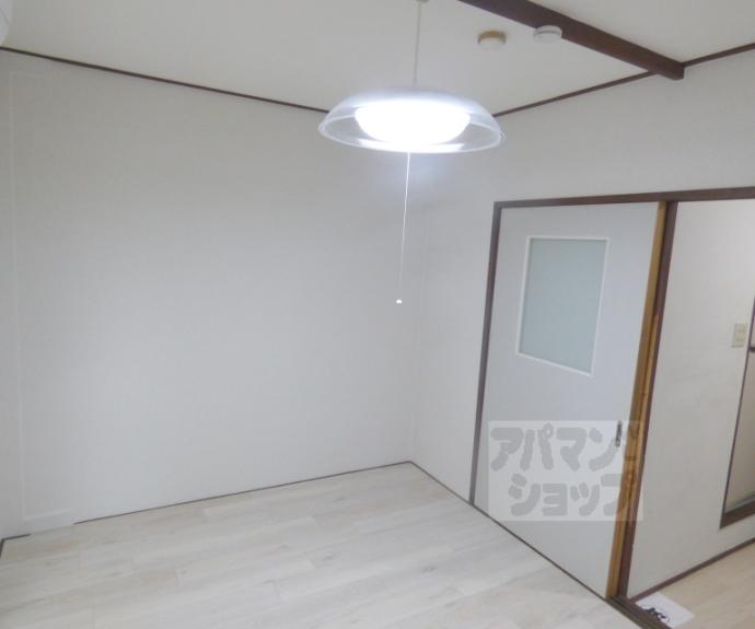 【二軒茶屋マンション】間取