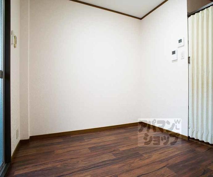 【二軒茶屋マンション】間取
