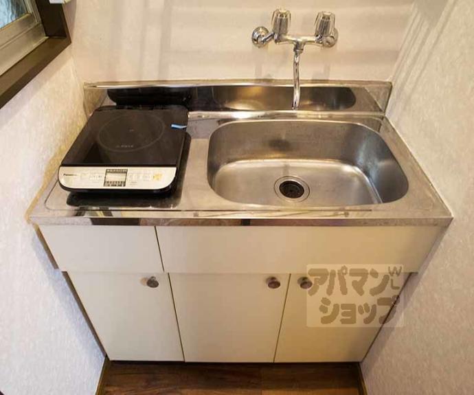 【二軒茶屋マンション】間取
