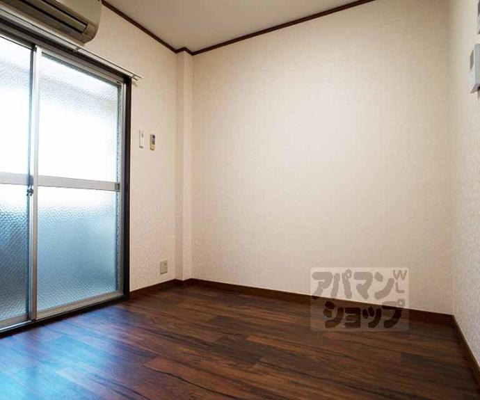 【二軒茶屋マンション】間取