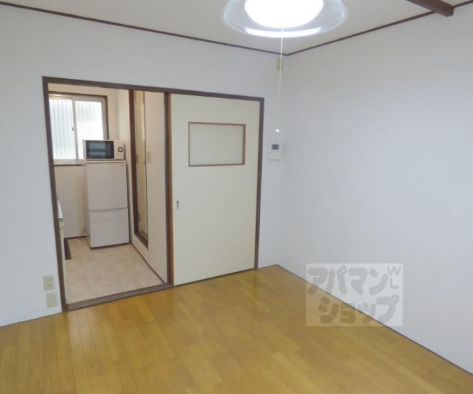【二軒茶屋マンション】間取